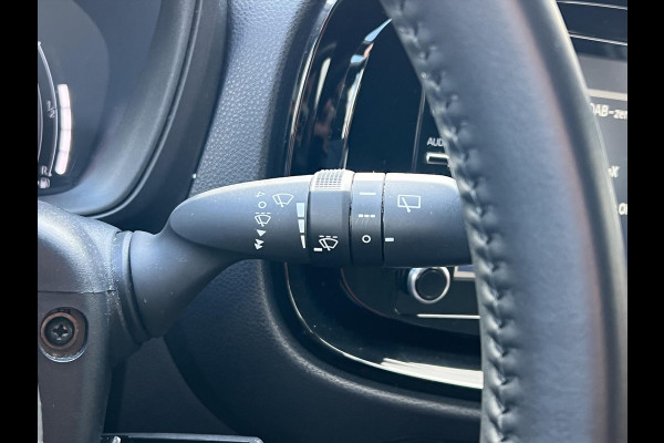 Toyota Aygo X 1.0 VVT-i MT Pulse | Bi-Tone Chili red, Stoelverwarming, Airco, Apple CarPlay/Android Auto, Lichtmetalen velgen