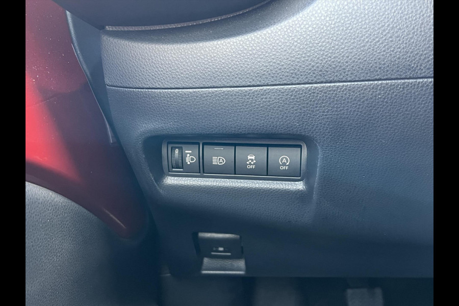 Toyota Aygo X 1.0 VVT-i MT Pulse | Bi-Tone Chili red, Stoelverwarming, Airco, Apple CarPlay/Android Auto, Lichtmetalen velgen