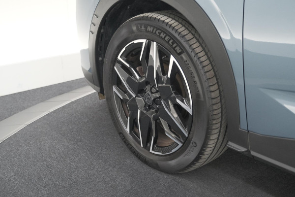 Peugeot 3008 1.2 Hybrid 136 Allure | Camera | Apple Carplay | Parkeersensoren