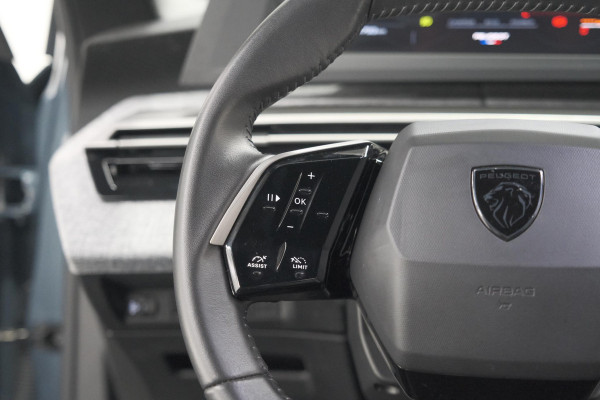 Peugeot 3008 1.2 Hybrid 136 Allure | Camera | Apple Carplay | Parkeersensoren