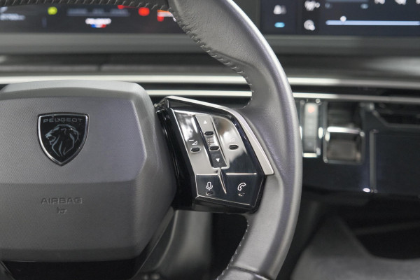 Peugeot 3008 1.2 Hybrid 136 Allure | Camera | Apple Carplay | Parkeersensoren
