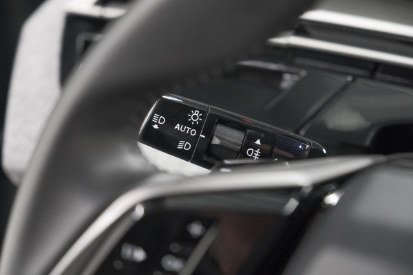 Peugeot 3008 1.2 Hybrid 136 Allure | Camera | Apple Carplay | Parkeersensoren
