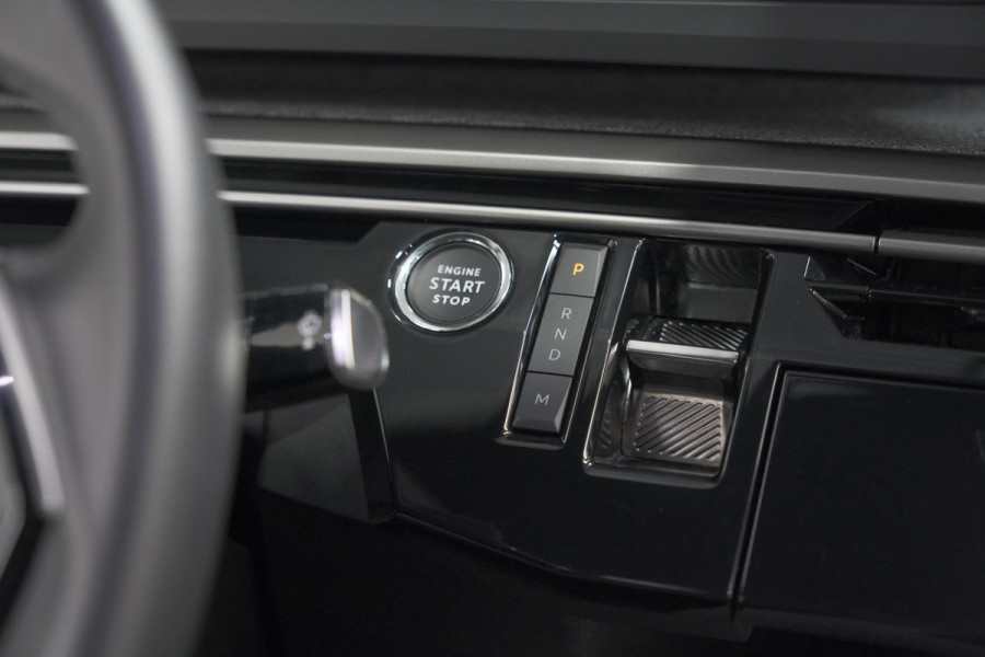 Peugeot 3008 1.2 Hybrid 136 Allure | Camera | Apple Carplay | Parkeersensoren
