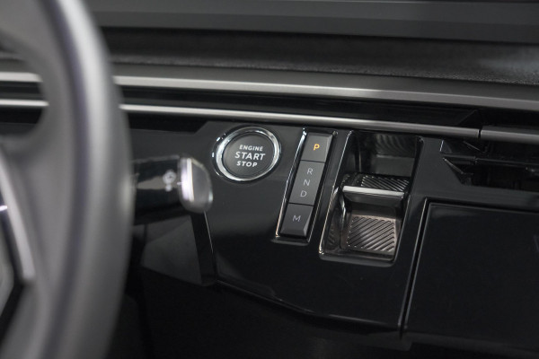 Peugeot 3008 1.2 Hybrid 136 Allure | Camera | Apple Carplay | Parkeersensoren
