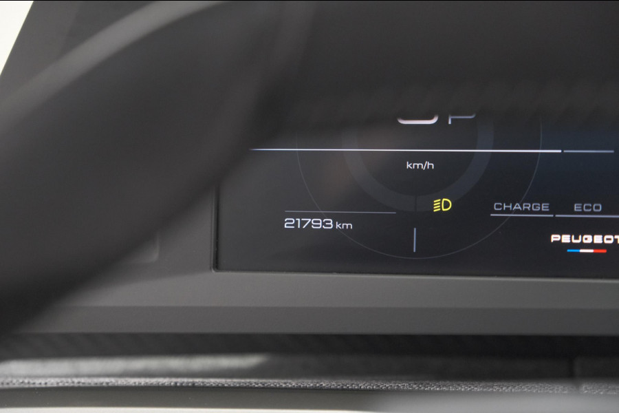 Peugeot 3008 1.2 Hybrid 136 Allure | Camera | Apple Carplay | Parkeersensoren