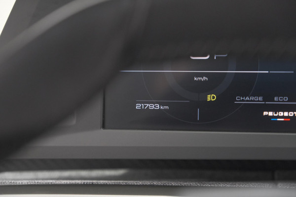 Peugeot 3008 1.2 Hybrid 136 Allure | Camera | Apple Carplay | Parkeersensoren