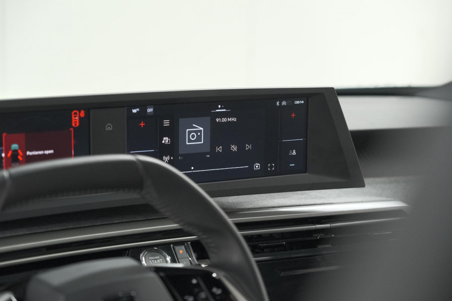 Peugeot 3008 1.2 Hybrid 136 Allure | Camera | Apple Carplay | Parkeersensoren