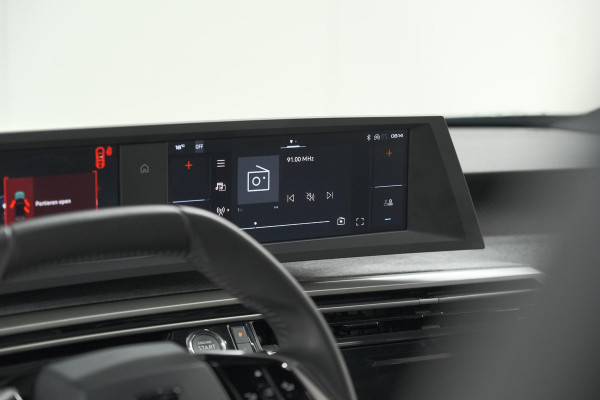 Peugeot 3008 1.2 Hybrid 136 Allure | Camera | Apple Carplay | Parkeersensoren