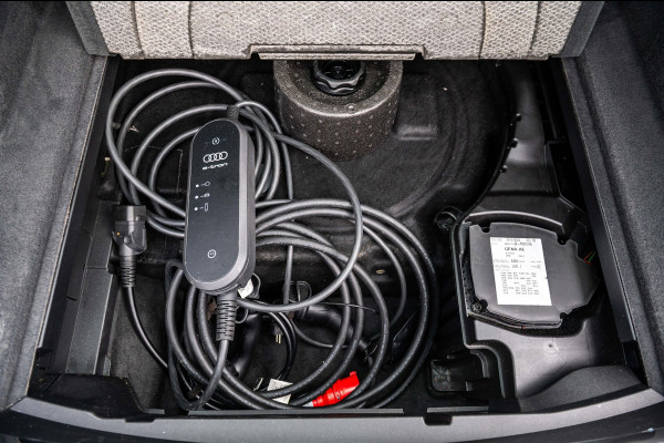 Audi e-tron 55 quattro edition 95 kWh 97% SOH I Super Netjes I Camera I
