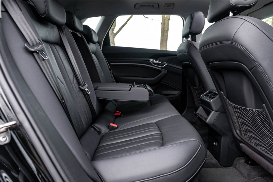 Audi e-tron E-tron 50 quattro Launch edition plus 71 kWh I Pano I S-line I Camera I Leder I