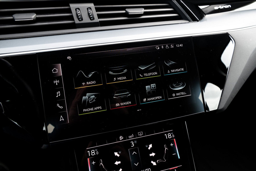 Audi e-tron E-tron 50 quattro Launch edition plus 71 kWh I Pano I S-line I Camera I Leder I