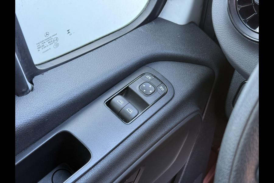 Mercedes-Benz Sprinter 514 2.2 CDI Automaat Laadklep Dubbellucht Climate Control Cruise Control Koffer Bakwagen Meubelbak