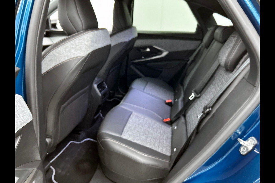 Peugeot 3008 1.2 Hybrid 136 Allure WIDE-SCREEN | CAMERA | NAVI & CARPLAY