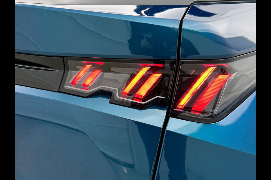 Peugeot 3008 1.2 Hybrid 136 Allure WIDE-SCREEN | CAMERA | NAVI & CARPLAY