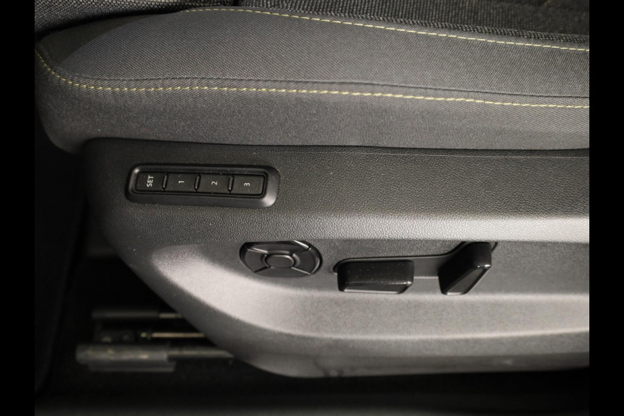Škoda Kodiaq Business Edition 1.5 TSI MHEV 150pk DSG-7 | Trekhaak 1.800kg | Elek. Stoel | Navigatie | Camera | Blind Spot | Stoelverwarming