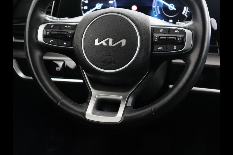 Kia Sportage 1.6 T-GDi Plug-in Hybrid AWD DynamicPlusLine | Stoelverwarming | Adaptive cruise | Matrix LED | 19'' | Camera | Half leder | Carplay | Keyless | Stuurverwarming | Navigatie | PHEV