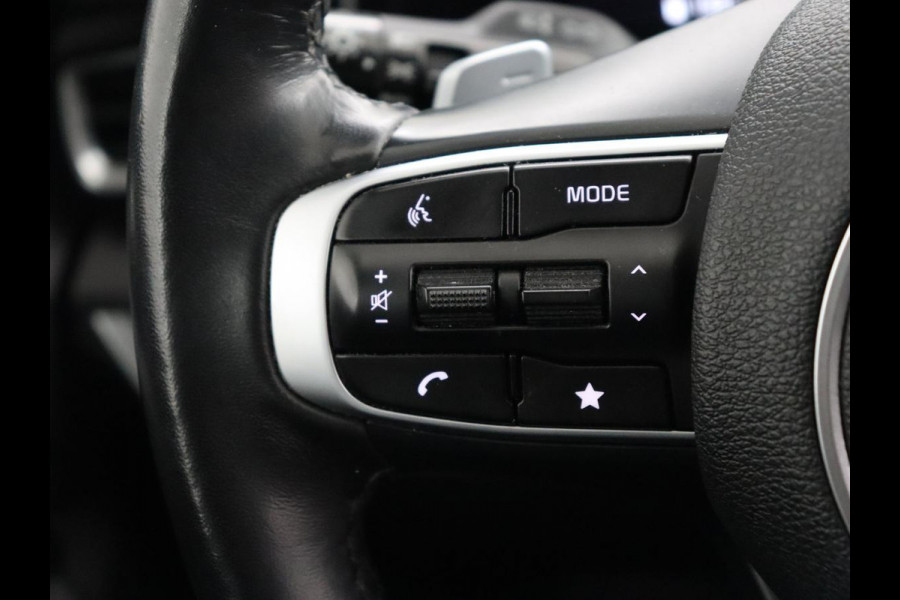 Kia Sportage 1.6 T-GDi Plug-in Hybrid AWD DynamicPlusLine | Stoelverwarming | Adaptive cruise | Matrix LED | 19'' | Camera | Half leder | Carplay | Keyless | Stuurverwarming | Navigatie | PHEV