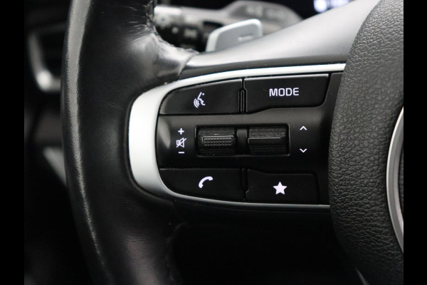Kia Sportage 1.6 T-GDi Plug-in Hybrid AWD DynamicPlusLine | Stoelverwarming | Adaptive cruise | Matrix LED | 19'' | Camera | Half leder | Carplay | Keyless | Stuurverwarming | Navigatie | PHEV