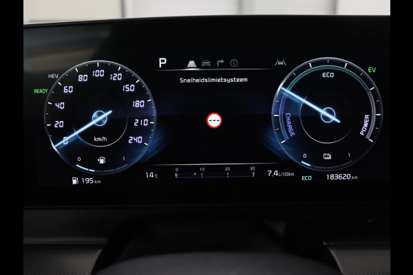 Kia Sportage 1.6 T-GDi Plug-in Hybrid AWD DynamicPlusLine | Stoelverwarming | Adaptive cruise | Matrix LED | 19'' | Camera | Half leder | Carplay | Keyless | Stuurverwarming | Navigatie | PHEV