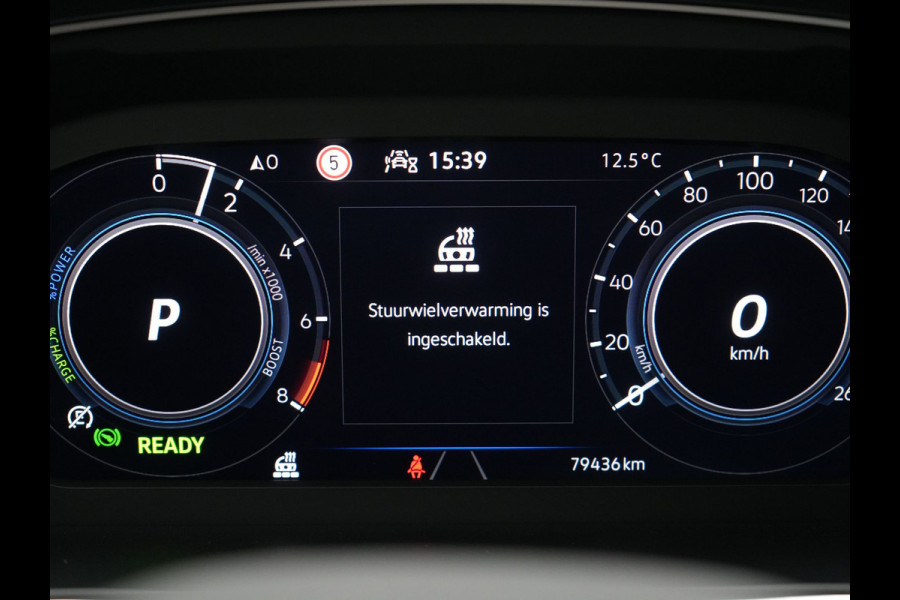 Volkswagen Tiguan 1.4 TSI eHybrid Elegance PHEV 245pk | Panodak | Camera | IQ Light | Adaptive Cruise | Alcantara Sportstoelen Verwarmd | Apple Carplay | Sfeerverlichting | Stuur Verwarmd | Navigatie | Virtual | DAB | Plug In Hybrid