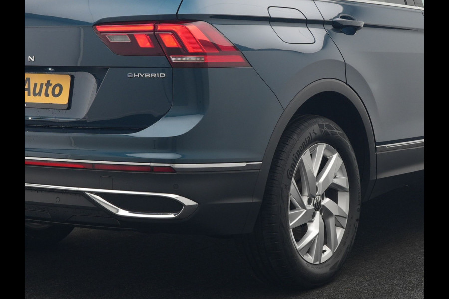 Volkswagen Tiguan 1.4 TSI eHybrid Elegance PHEV 245pk | Panodak | Camera | IQ Light | Adaptive Cruise | Alcantara Sportstoelen Verwarmd | Apple Carplay | Sfeerverlichting | Stuur Verwarmd | Navigatie | Virtual | DAB | Plug In Hybrid