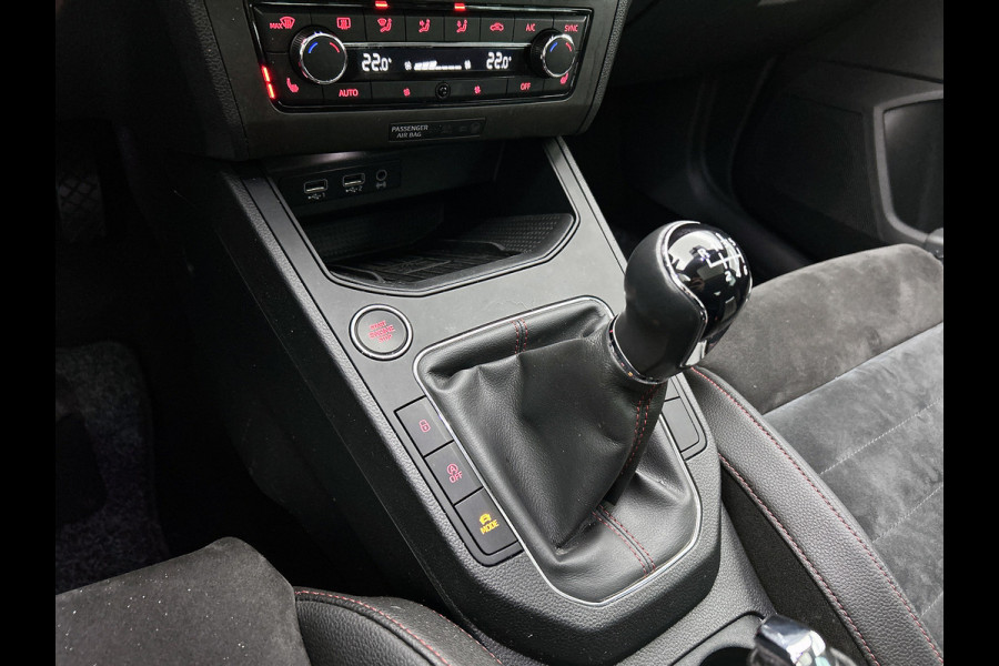 Seat Ibiza 1.0 TSI FR Business Intense(NL-auto, Goed OnderH, Panorama, Camera, StoelV, Climate Con, PDC, Navi, Etc)