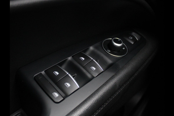 Alfa Romeo Stelvio 2.2d Super | STOELVERWARMING | LEDEREN BEKLEDING | 20" LICHTMETALEN VELGEN |