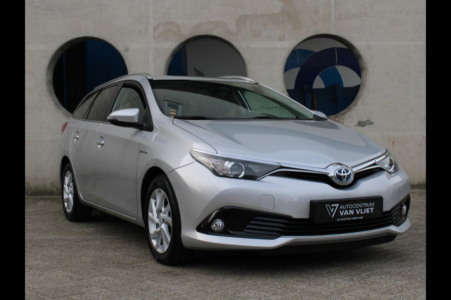 Toyota Auris Touring Sports 1.8 Hybrid Energy Plus | AIRCO | 12 MAANDEN BOVAG GARANTIE |