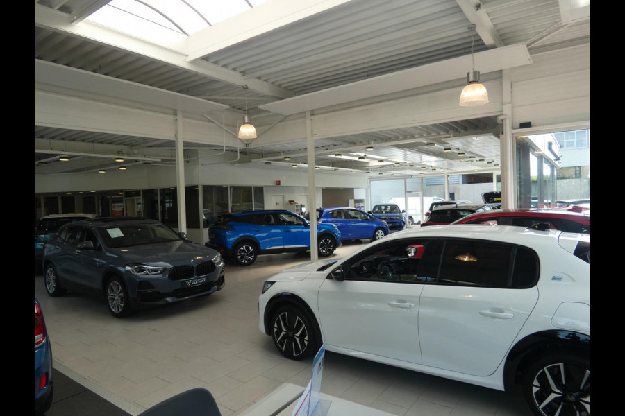 Toyota Auris Touring Sports 1.8 Hybrid Energy Plus | AIRCO | 12 MAANDEN BOVAG GARANTIE |