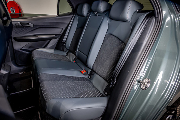 CUPRA Born VZ 84 kWh|Pano|1eig|FullOptions|HUDG