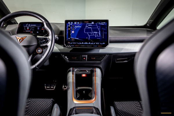 CUPRA Born VZ 84 kWh|Pano|1eig|FullOptions|HUDG