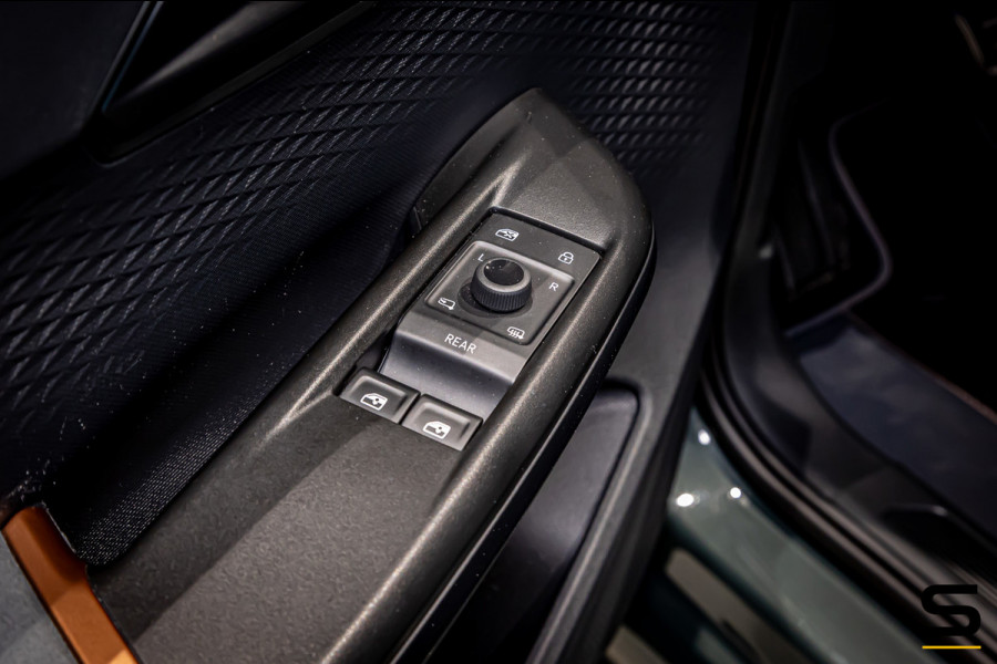 CUPRA Born VZ 84 kWh|Pano|1eig|FullOptions|HUDG