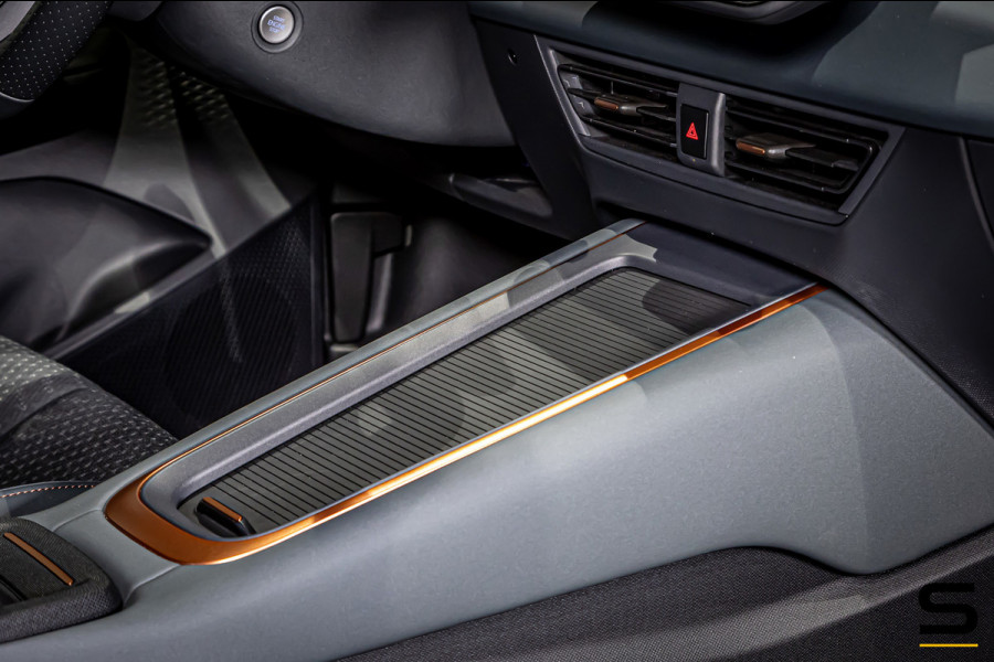 CUPRA Born VZ 84 kWh|Pano|1eig|FullOptions|HUDG