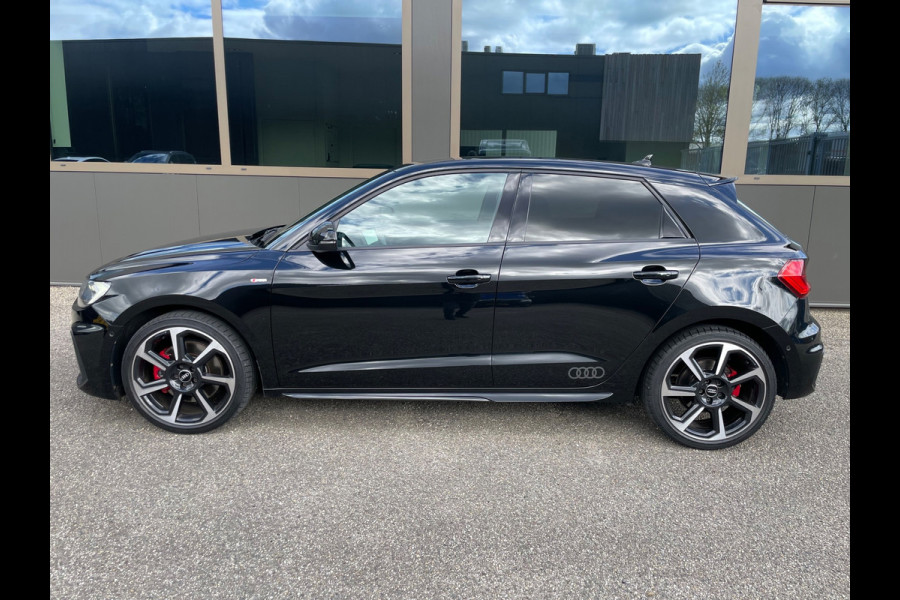 Audi A1 Sportback 40 TFSI S Line edition one Dealer onderhouden