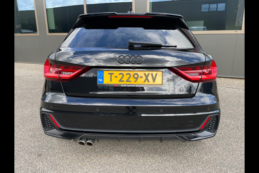 Audi A1 Sportback 40 TFSI S Line edition one Dealer onderhouden