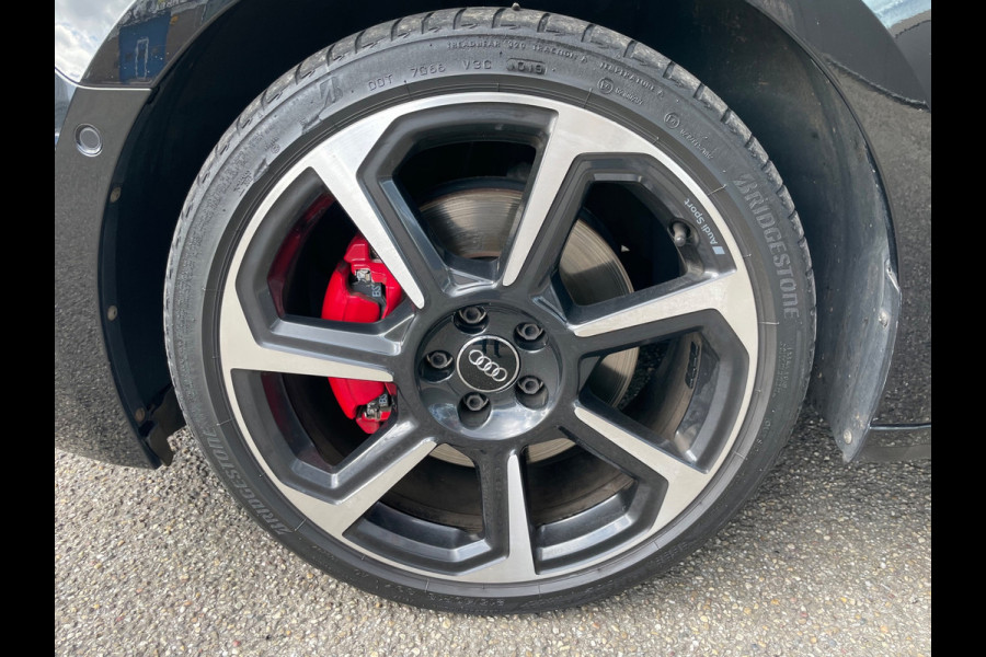 Audi A1 Sportback 40 TFSI S Line edition one Dealer onderhouden