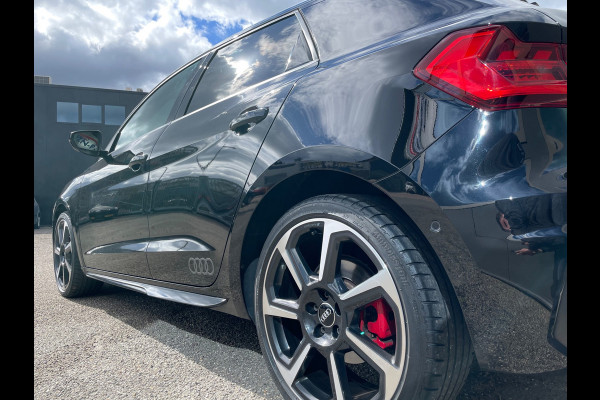 Audi A1 Sportback 40 TFSI S Line edition one Dealer onderhouden