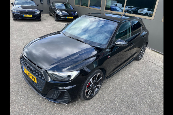 Audi A1 Sportback 40 TFSI S Line edition one Dealer onderhouden