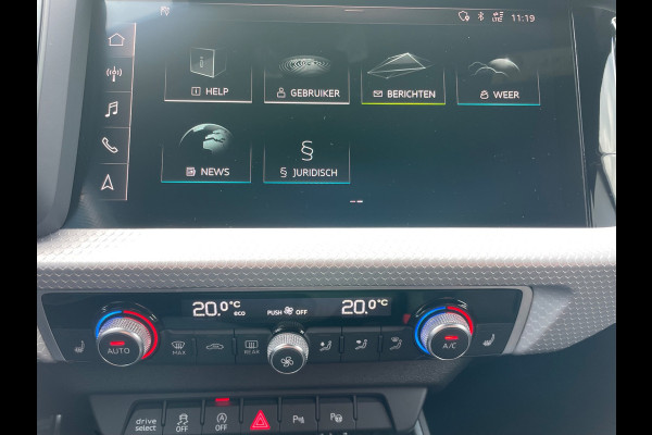 Audi A1 Sportback 40 TFSI S Line edition one Dealer onderhouden