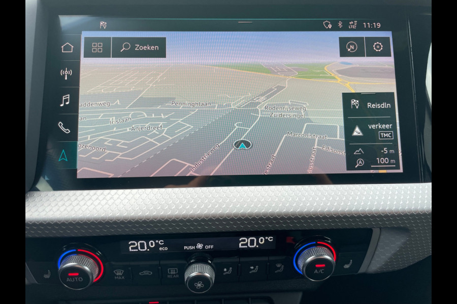 Audi A1 Sportback 40 TFSI S Line edition one Dealer onderhouden