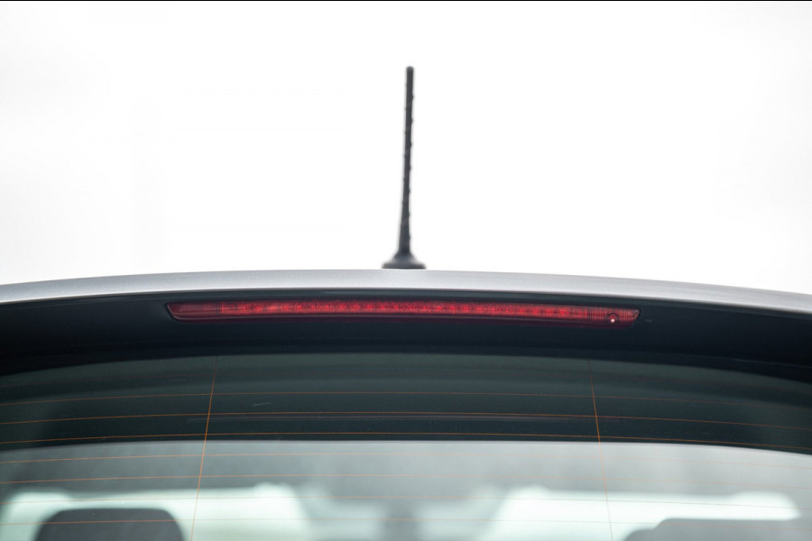 Seat Arona 1.0 TSI Xcellence Launch Edition Carplay I CLima ITrekhaak I