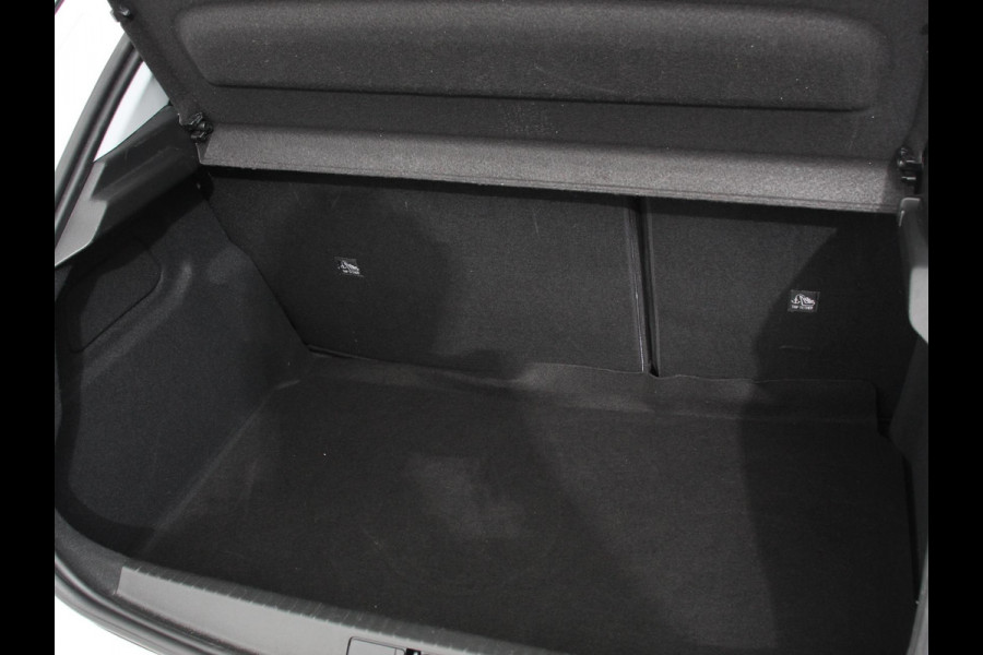 Opel CORSA-E Edition 1 fase 50 kWh Automaat 91% SOH | Navigatie | Apple Carplay/Android Auto | Climate Control | Digitale cockpit | Cruise Control | Dab