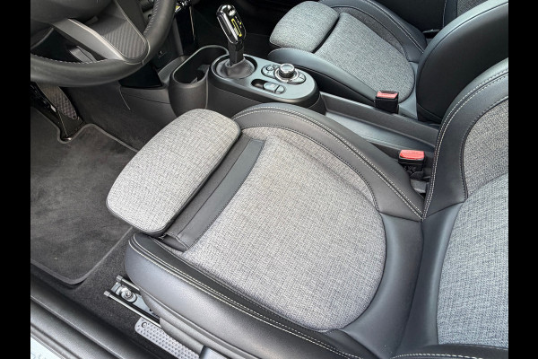 MINI Mini Electric MINI Electric 33 kWh 184 Pk | Navigatie | Cruise | Clima | 16".