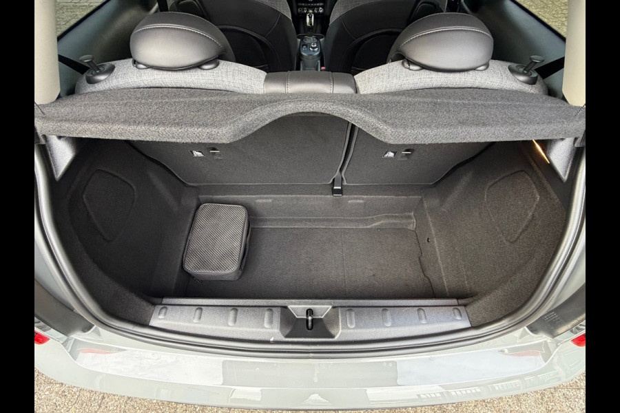 MINI Mini Electric MINI Electric 33 kWh 184 Pk | Navigatie | Cruise | Clima | 16".