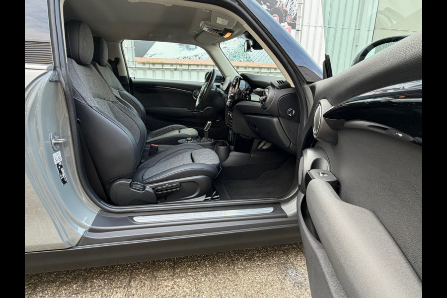 MINI Mini Electric MINI Electric 33 kWh 184 Pk | Navigatie | Cruise | Clima | 16".