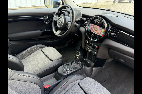 MINI Mini Electric MINI Electric 33 kWh 184 Pk | Navigatie | Cruise | Clima | 16".