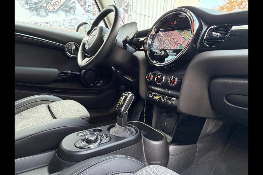 MINI Mini Electric MINI Electric 33 kWh 184 Pk | Navigatie | Cruise | Clima | 16".