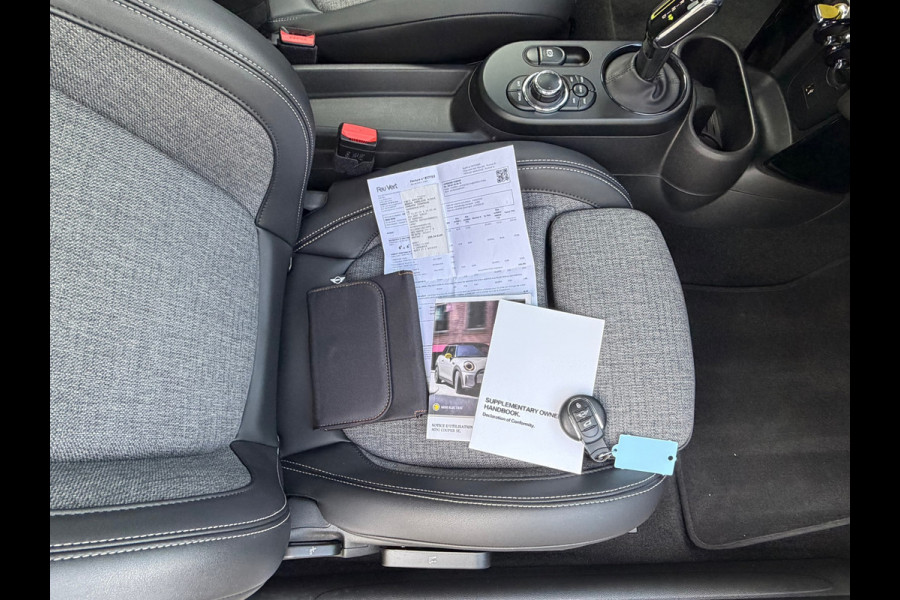 MINI Mini Electric MINI Electric 33 kWh 184 Pk | Navigatie | Cruise | Clima | 16".