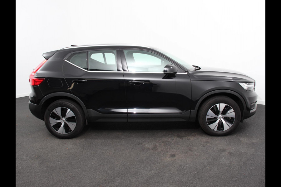 Volvo XC40 1.5 T5 Recharge Inscription Expression | Navigatie | Harman Kardon | Climate control | Adaptieve cruise control | Parkeersensoren | Achteruitrijcamera  | Keyless start | LED | Navigatie | Verwarmde voorstoelen | Apple Carplay/ Android Auto