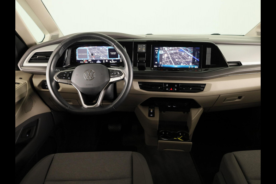 Volkswagen Multivan 1.5 eHybrid L2 Economy Business 4Motion | 7 Zits | Zwenkbare Trekhaak | Navigatie | Achteruitrij  Camera | Parkeer hulp | 65% getinte ruiten achter |